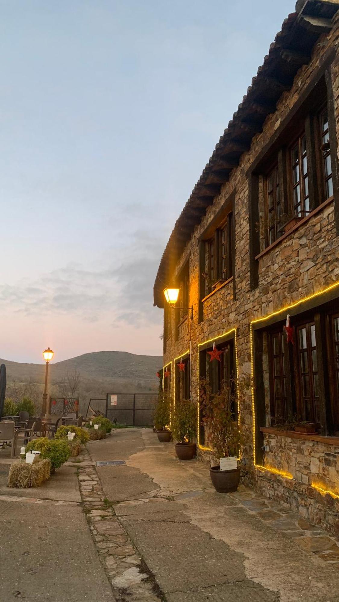 Al Viento, Alojamiento & Turismo Rural Pradena Del Rincon Exterior photo